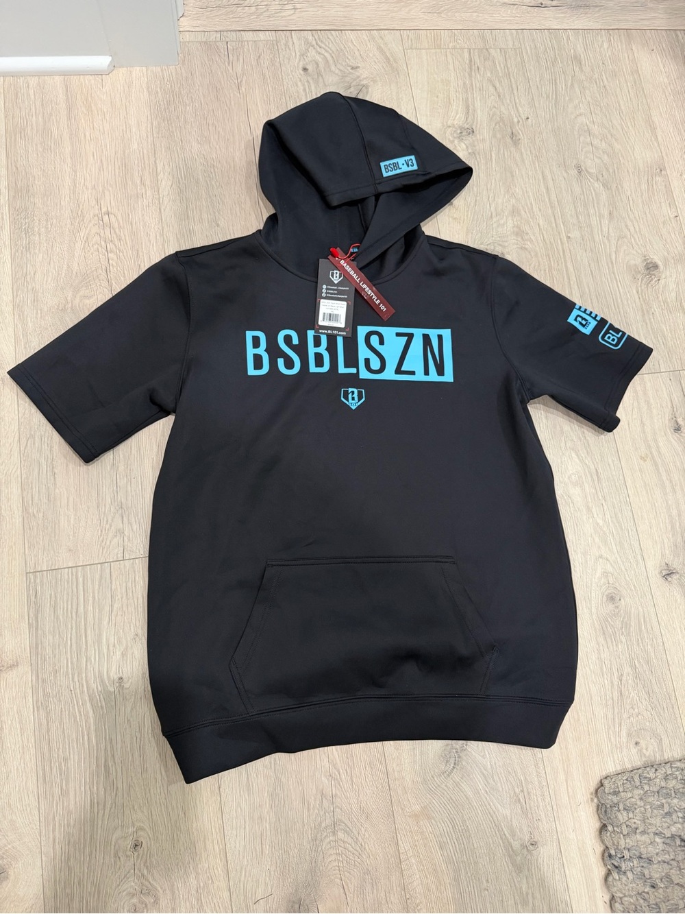 NWT BSBL SZN Black Short-Sleeve Hoodie v3 Youth YXL